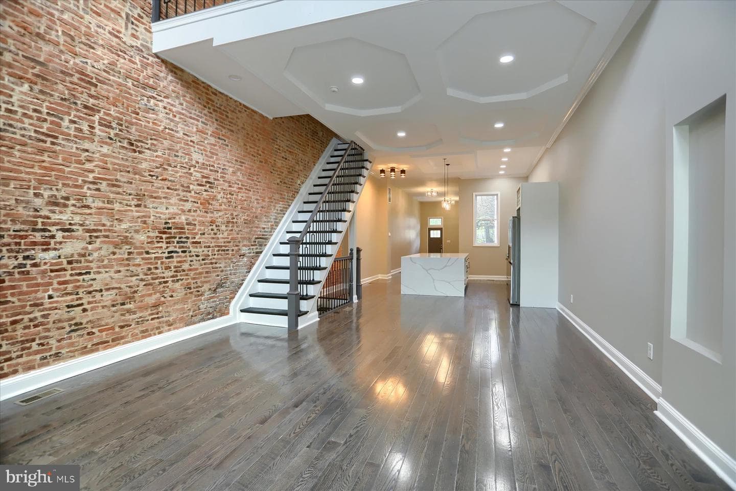 1811 Madison Avenue photo 6