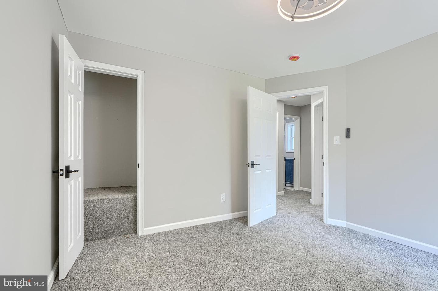 5423 Remmell Avenue photo 34