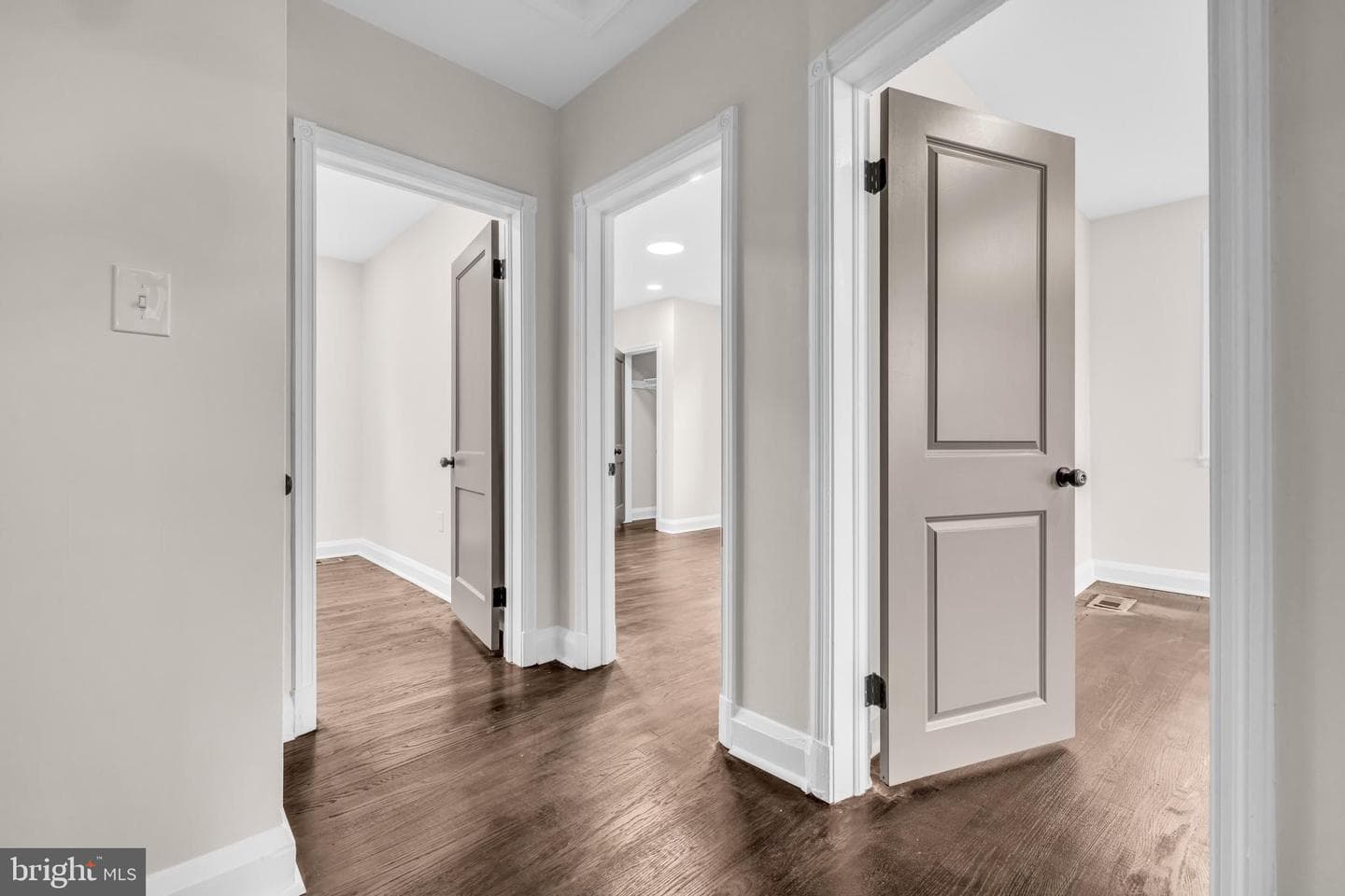 1513 Kingsway Road photo 18