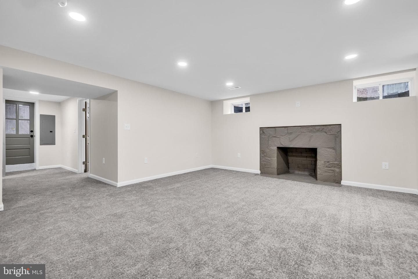 1513 Kingsway Road photo 24