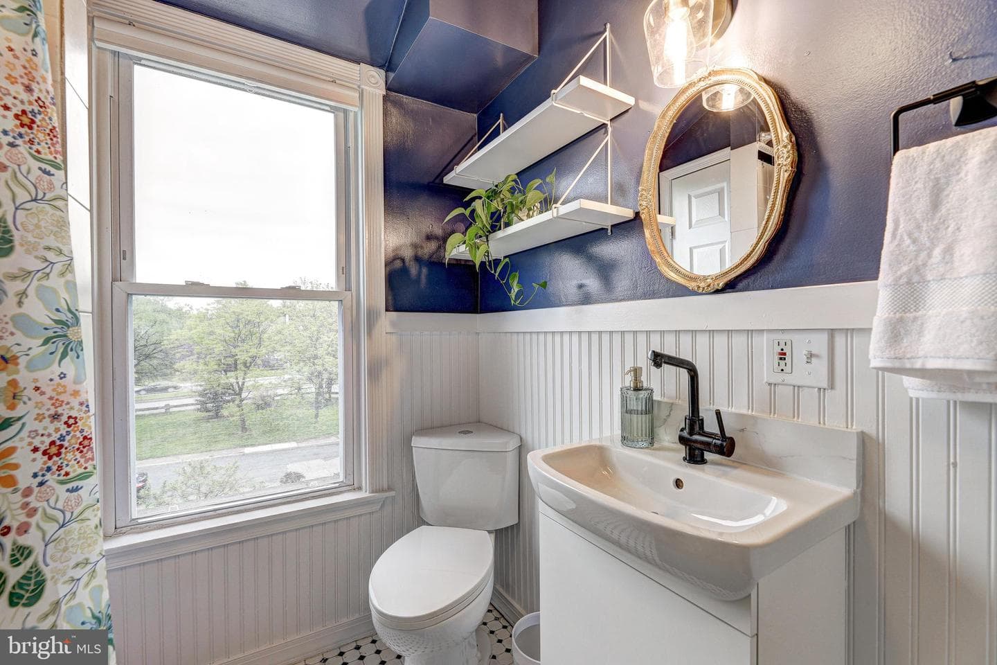 404 Evesham Avenue photo 43