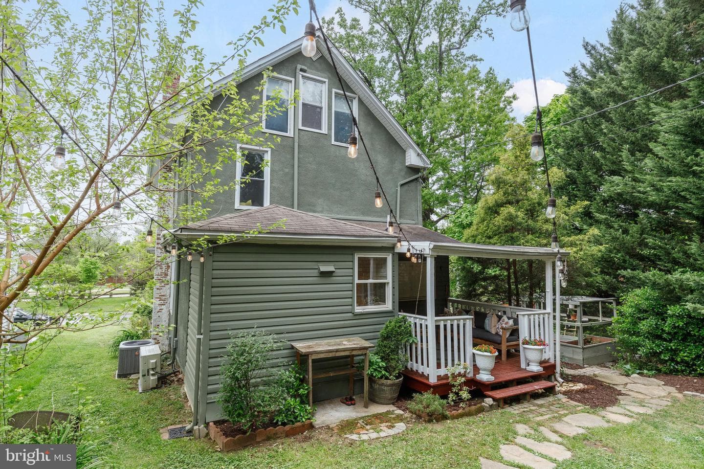 404 Evesham Avenue photo 60