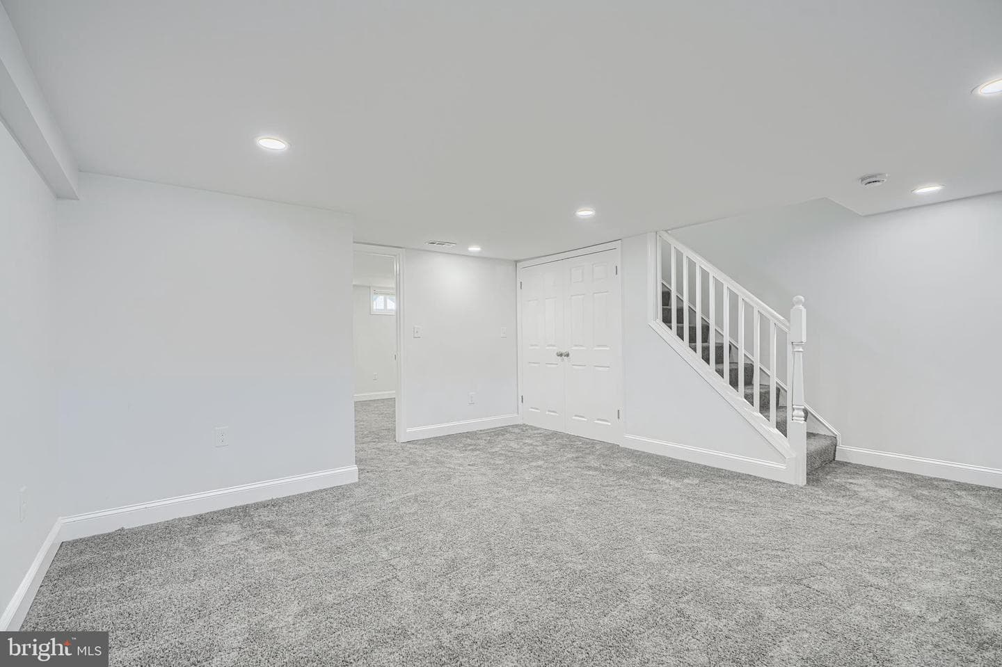 5725 Denwood Avenue photo 20