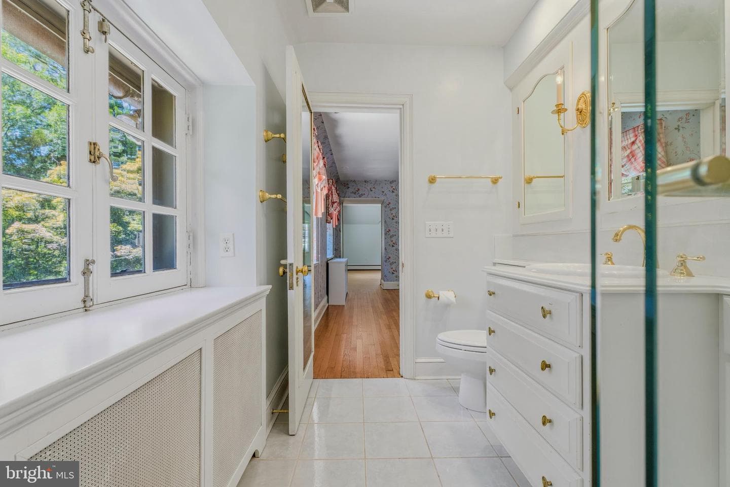 119 Taplow Road photo 32
