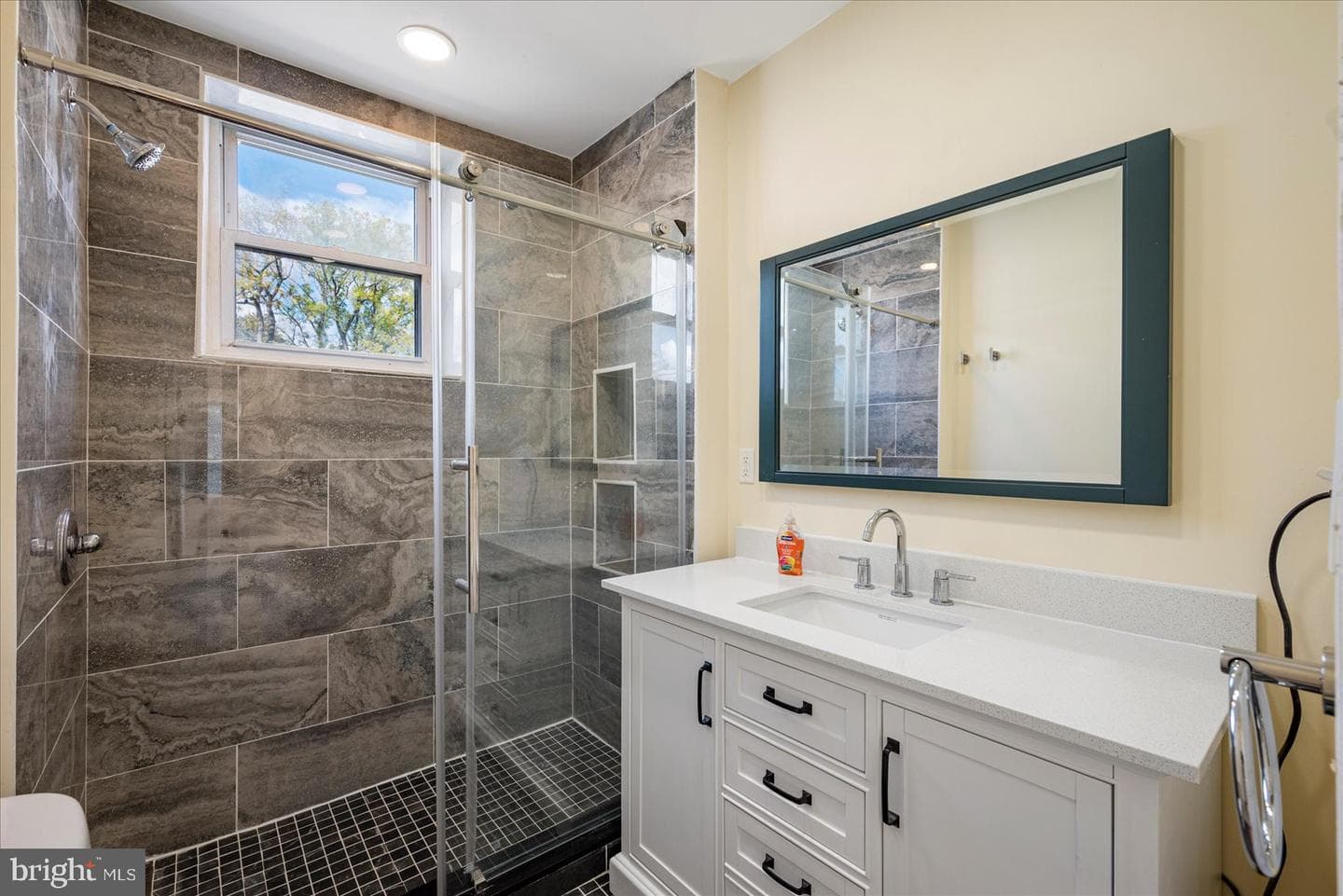 4121 Norfolk Avenue photo 17