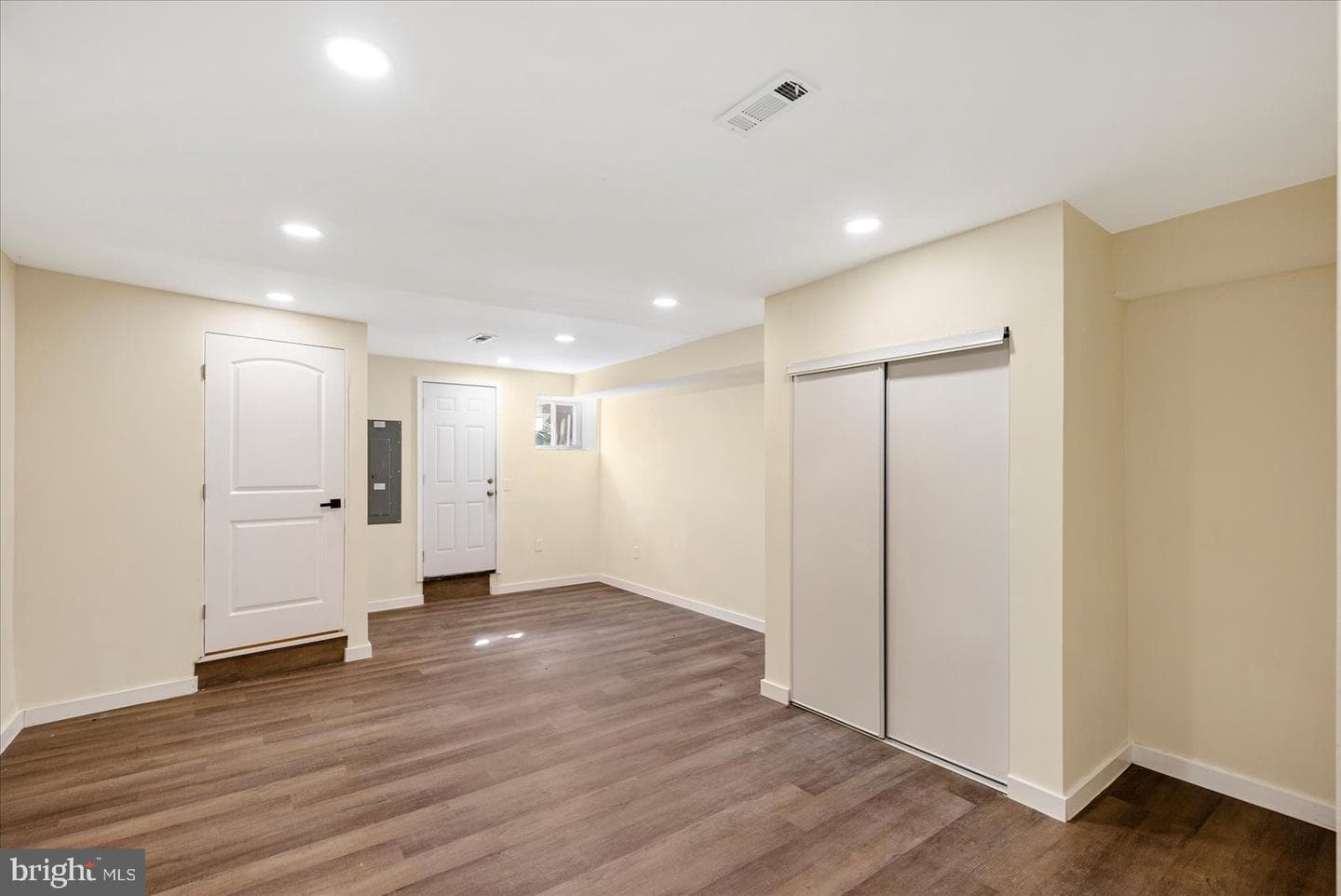 4121 Norfolk Avenue photo 22