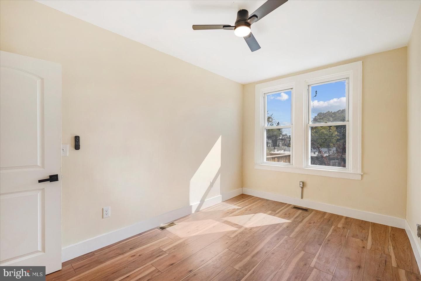 4121 Norfolk Avenue photo 7