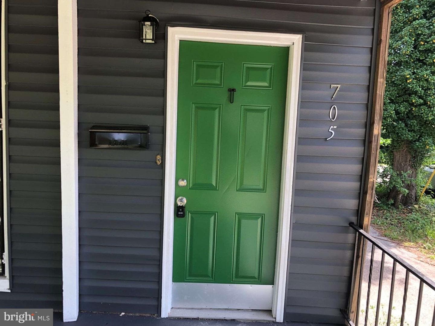 705 Woodbourne Avenue photo 2