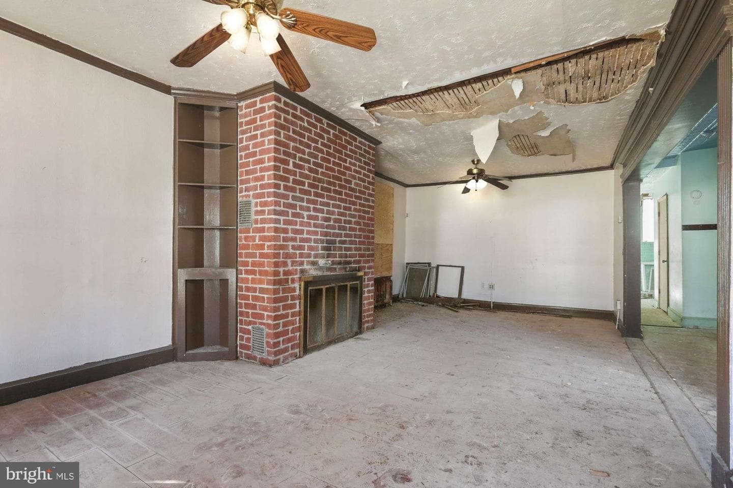 705 Woodbourne Avenue photo 4