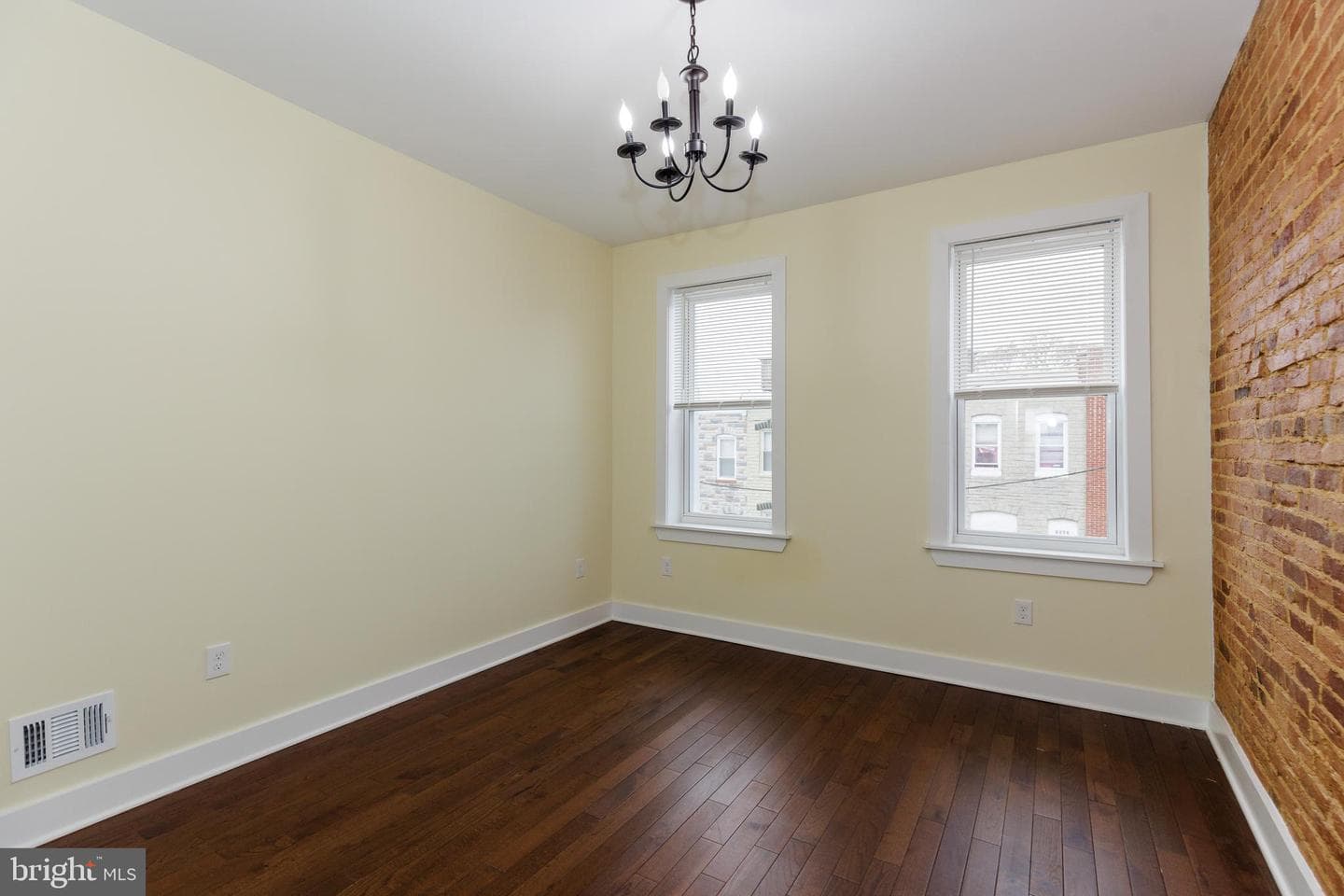2502 Jefferson Street photo 23