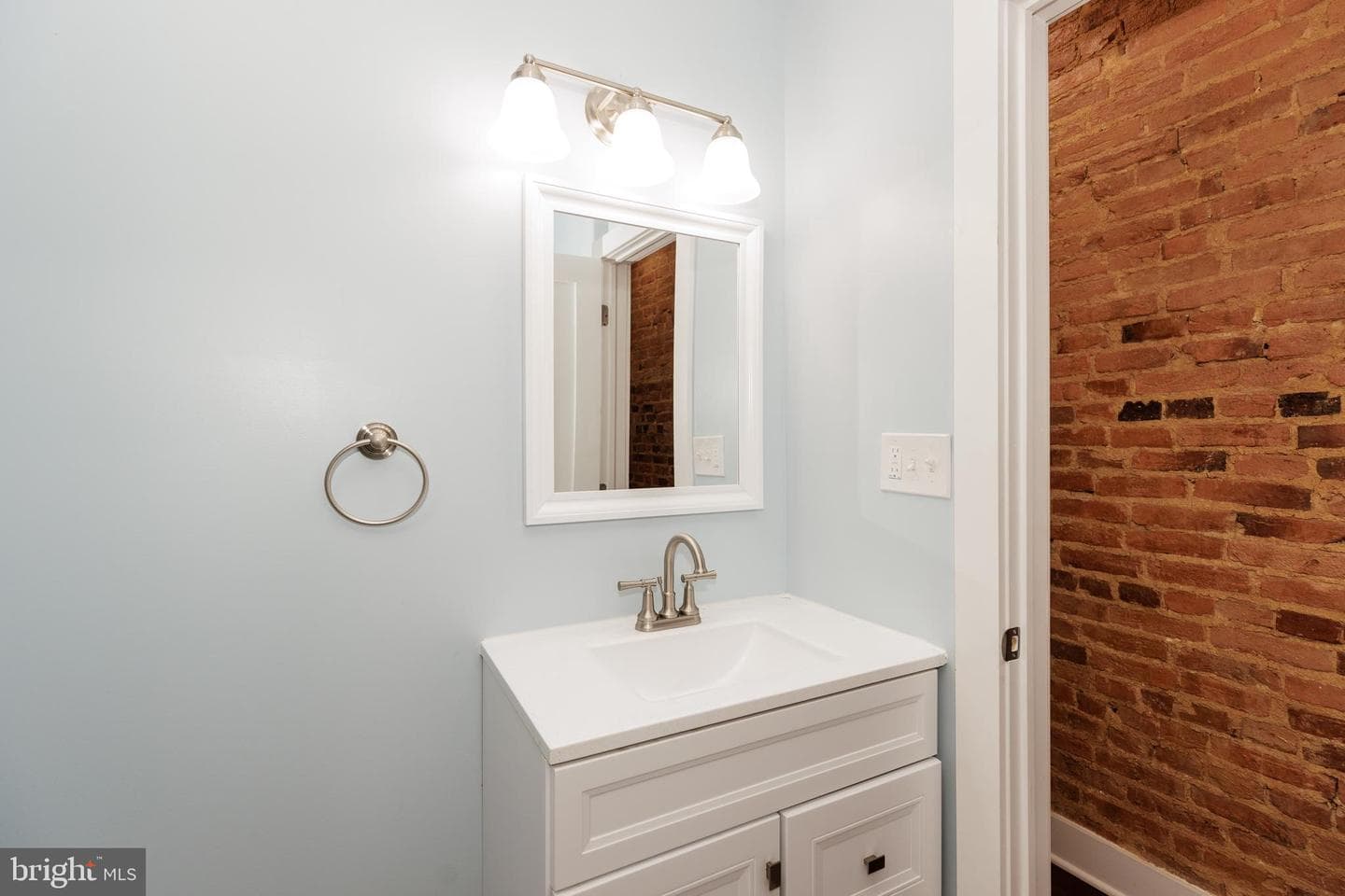 2502 Jefferson Street photo 32