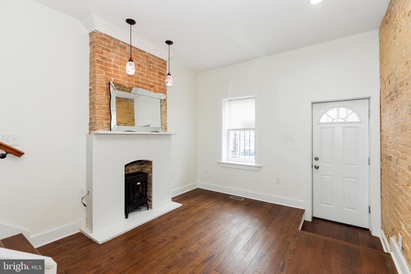 2502 Jefferson Street photo 4