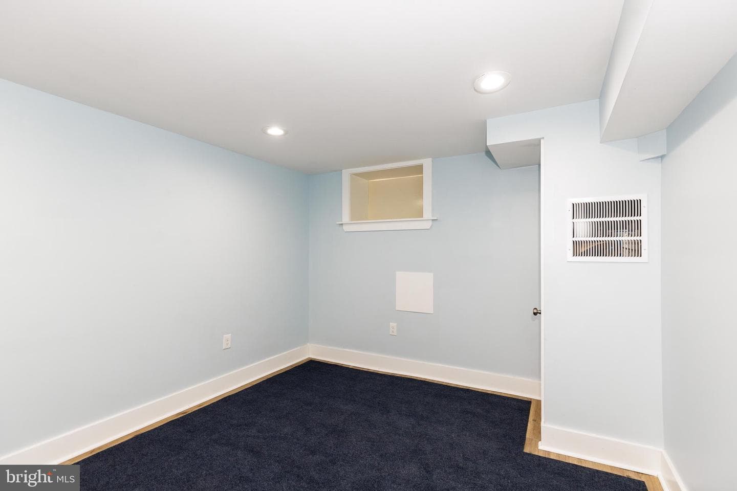 2502 Jefferson Street photo 45