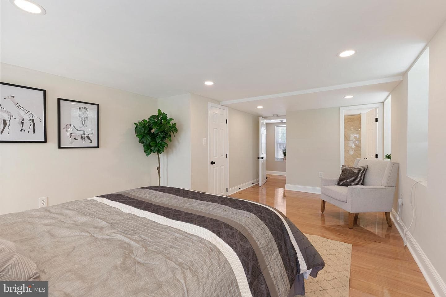 1102 Carroll Street photo 34
