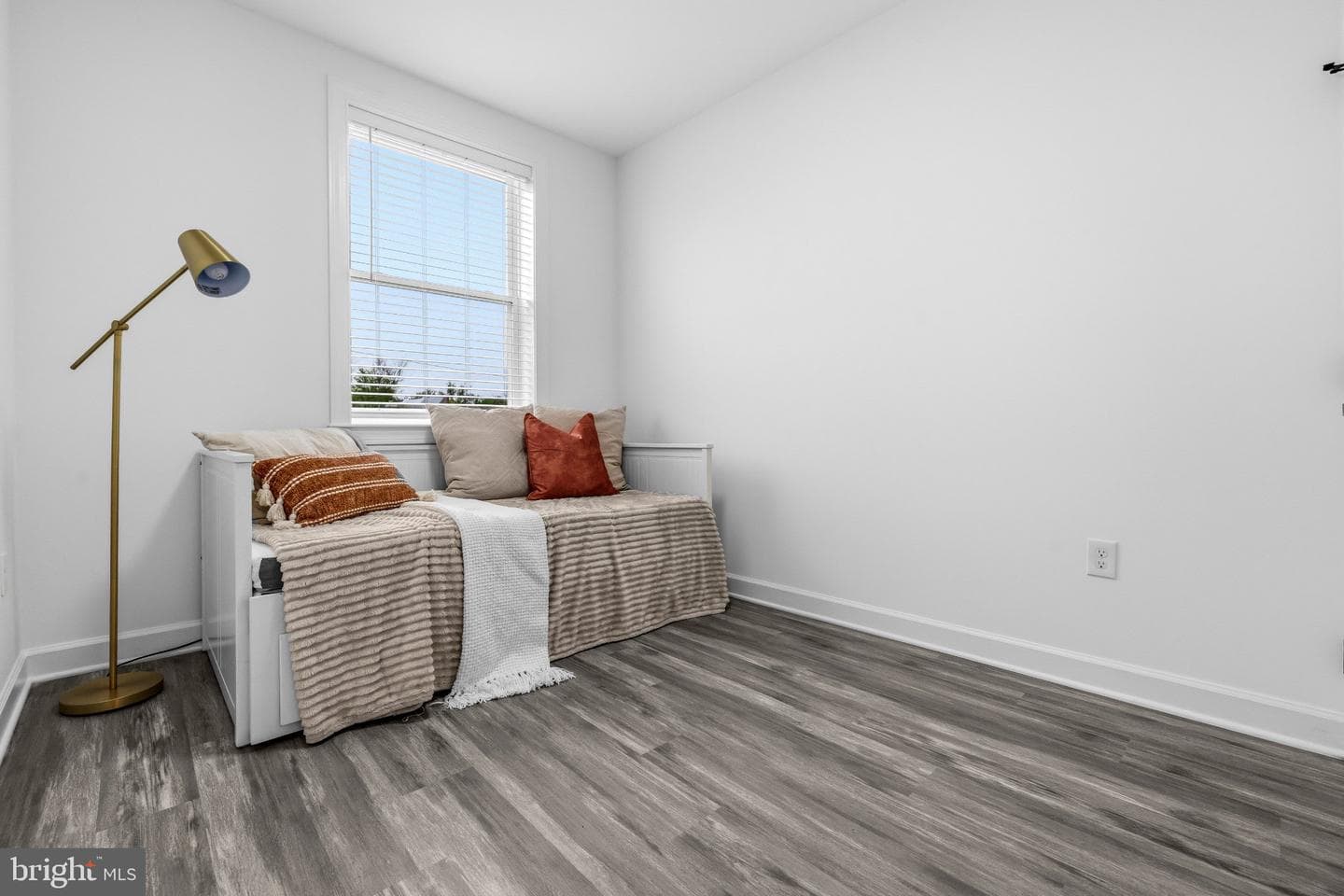 3709 Spaulding Avenue photo 24
