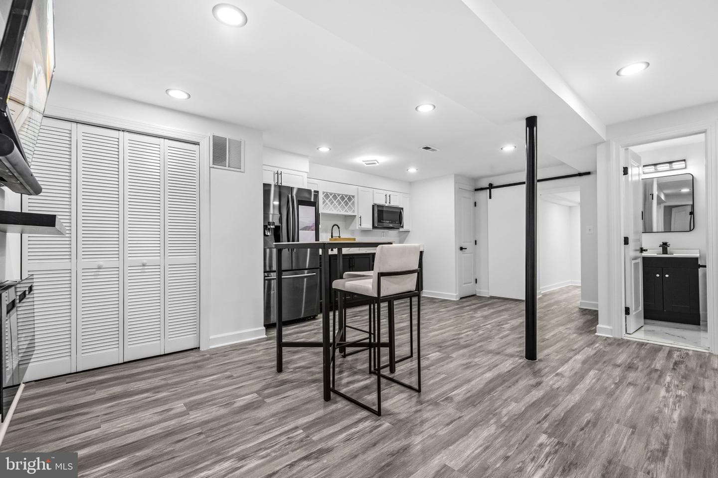 3709 Spaulding Avenue photo 28