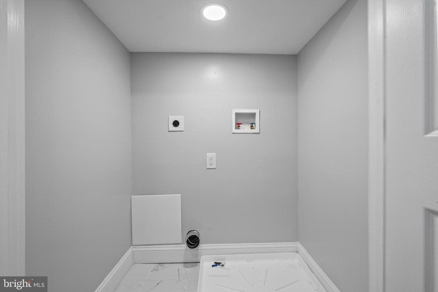 605 N Bentalou Street photo 12
