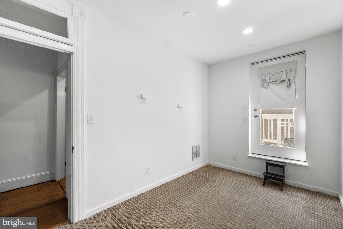 3001 Elliott Street photo 29