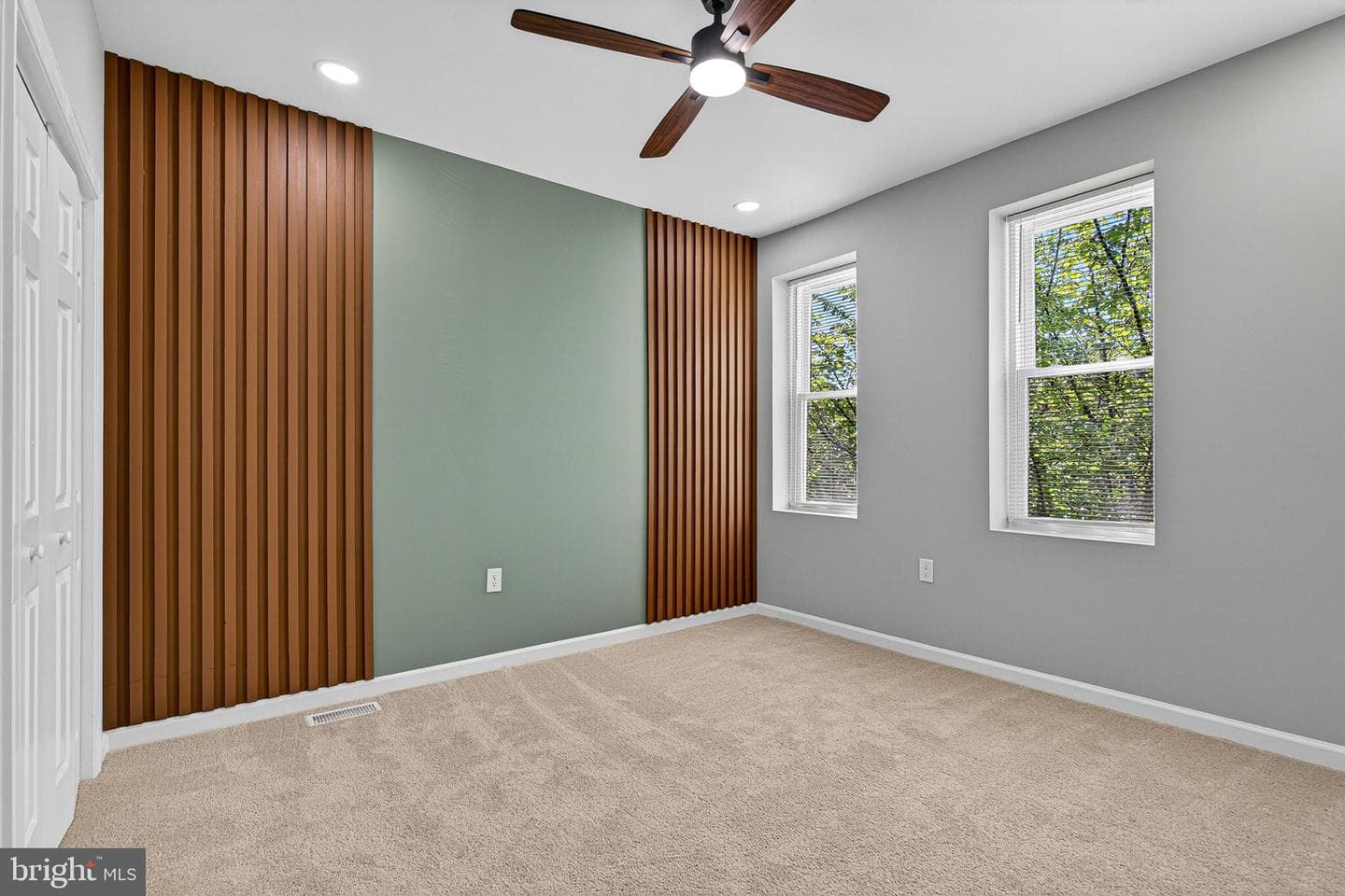 2518 W Fayette Street photo 19