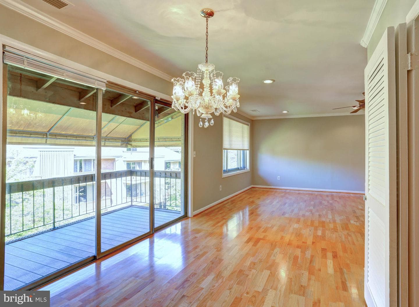 8 Cross Keys Road #8f photo 8