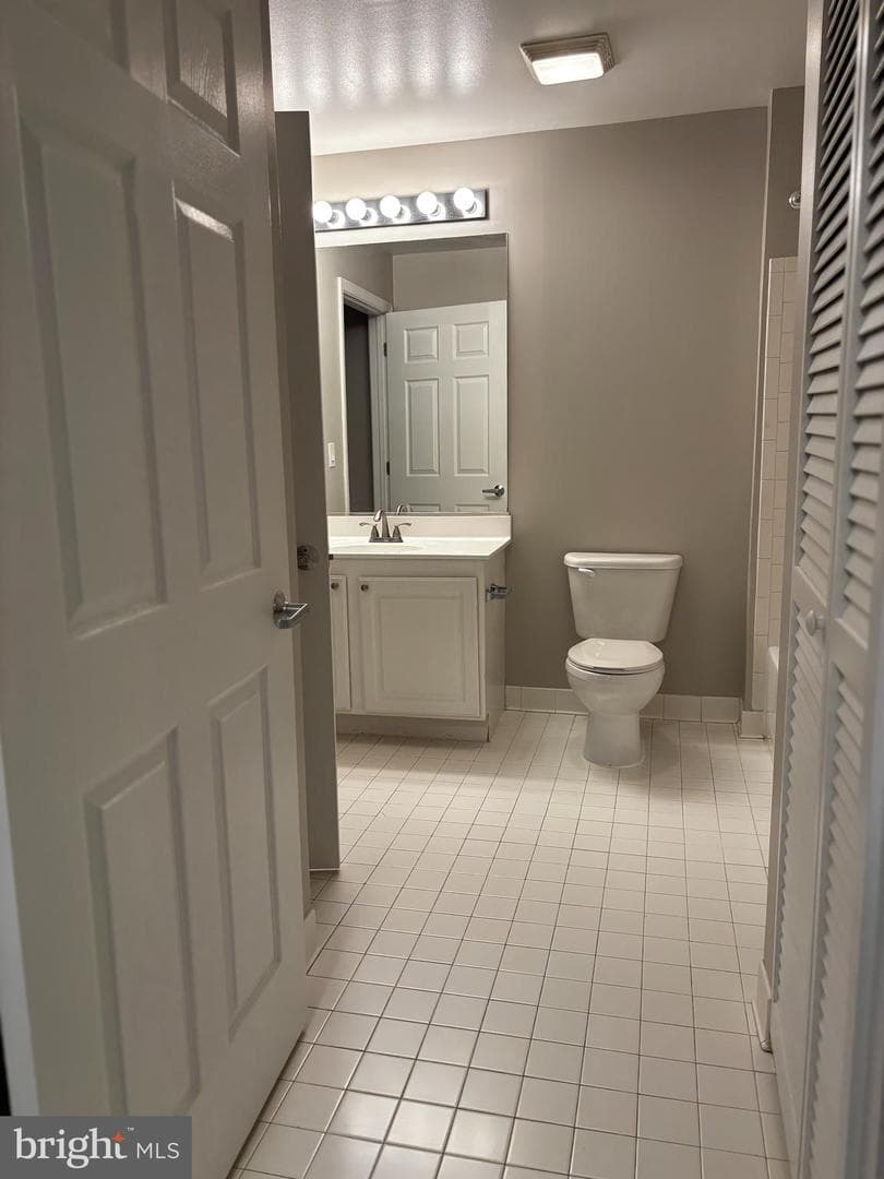 23 Pierside Dr # 130 photo 12