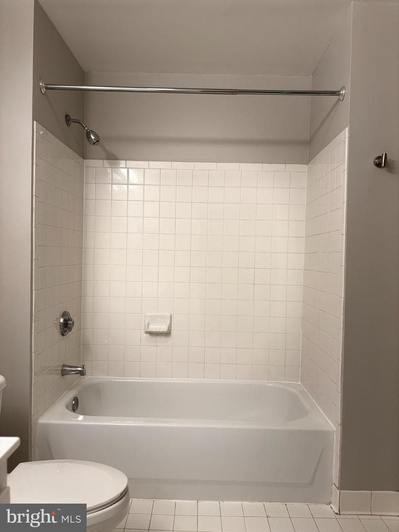 23 Pierside Dr # 130 photo 16