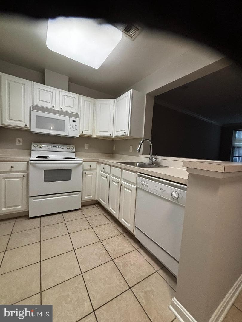 23 Pierside Dr # 130 photo 5