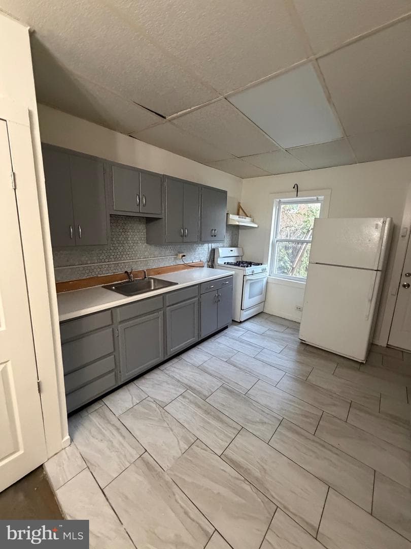 747 Carroll Street photo 5