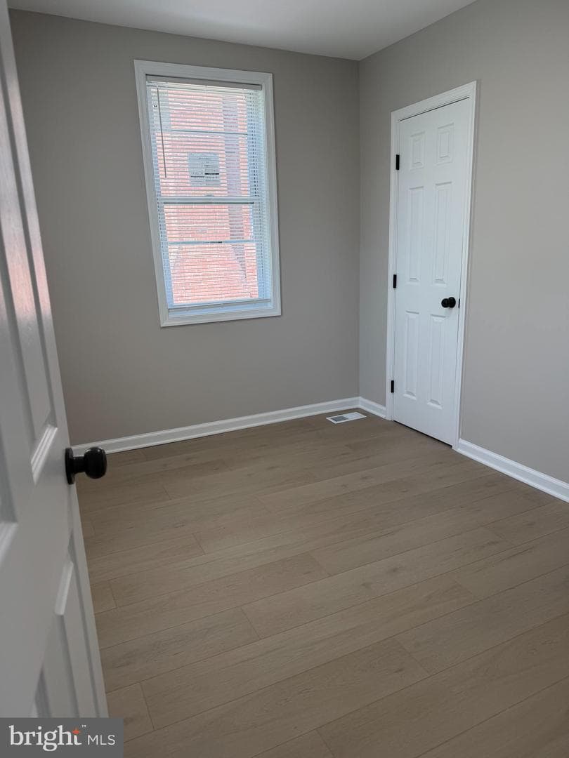 3903 Oakford Avenue photo 7