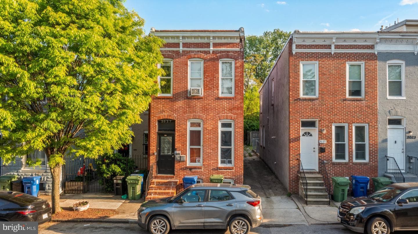 2027 Jefferson Street photo 1