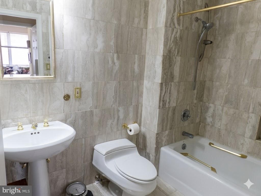 3801 Canterbury Road #716 photo 23