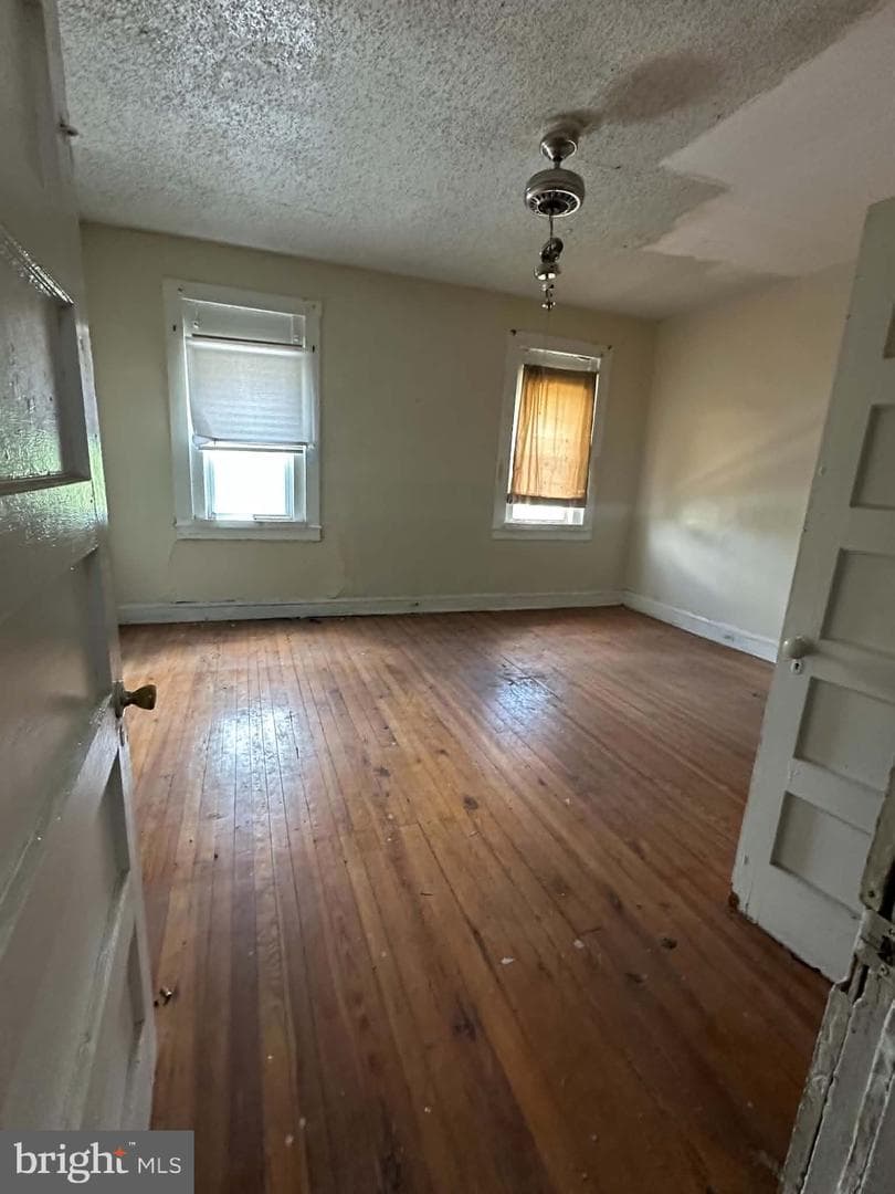 2832 Washington Boulevard photo 3