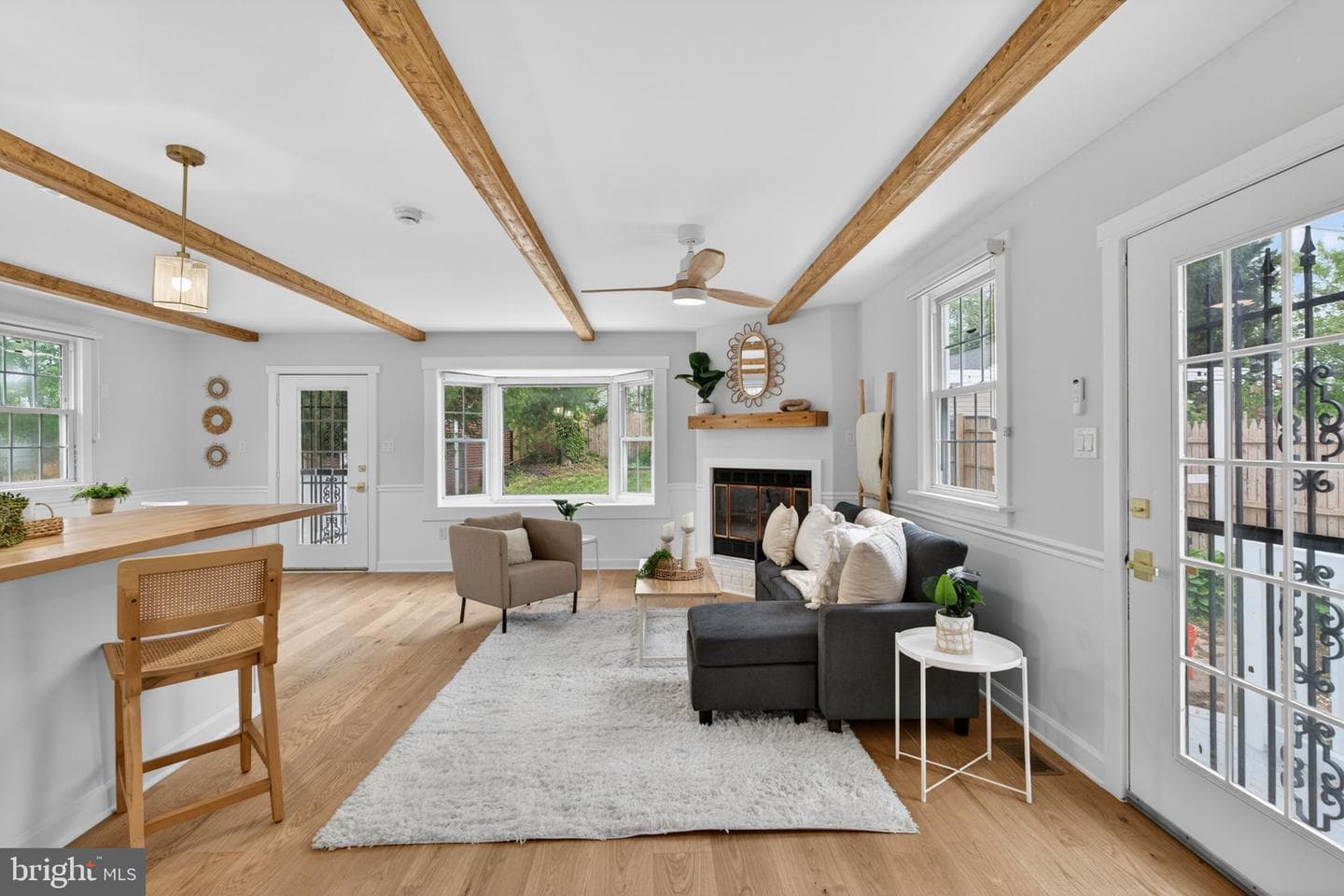 7123 Chambers Road photo 17
