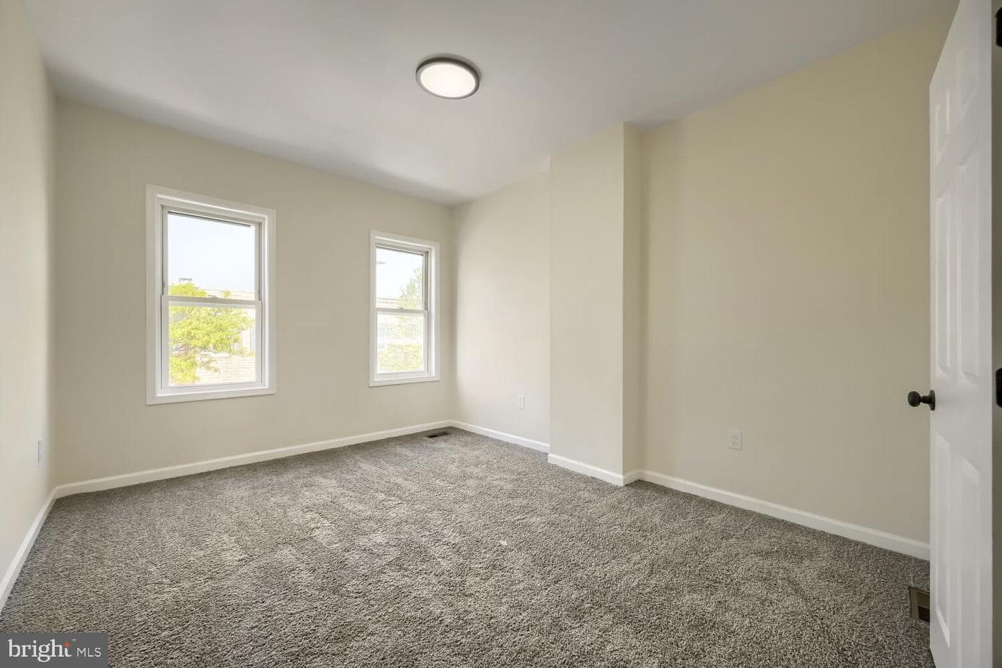 3505 E Lombard Street photo 19