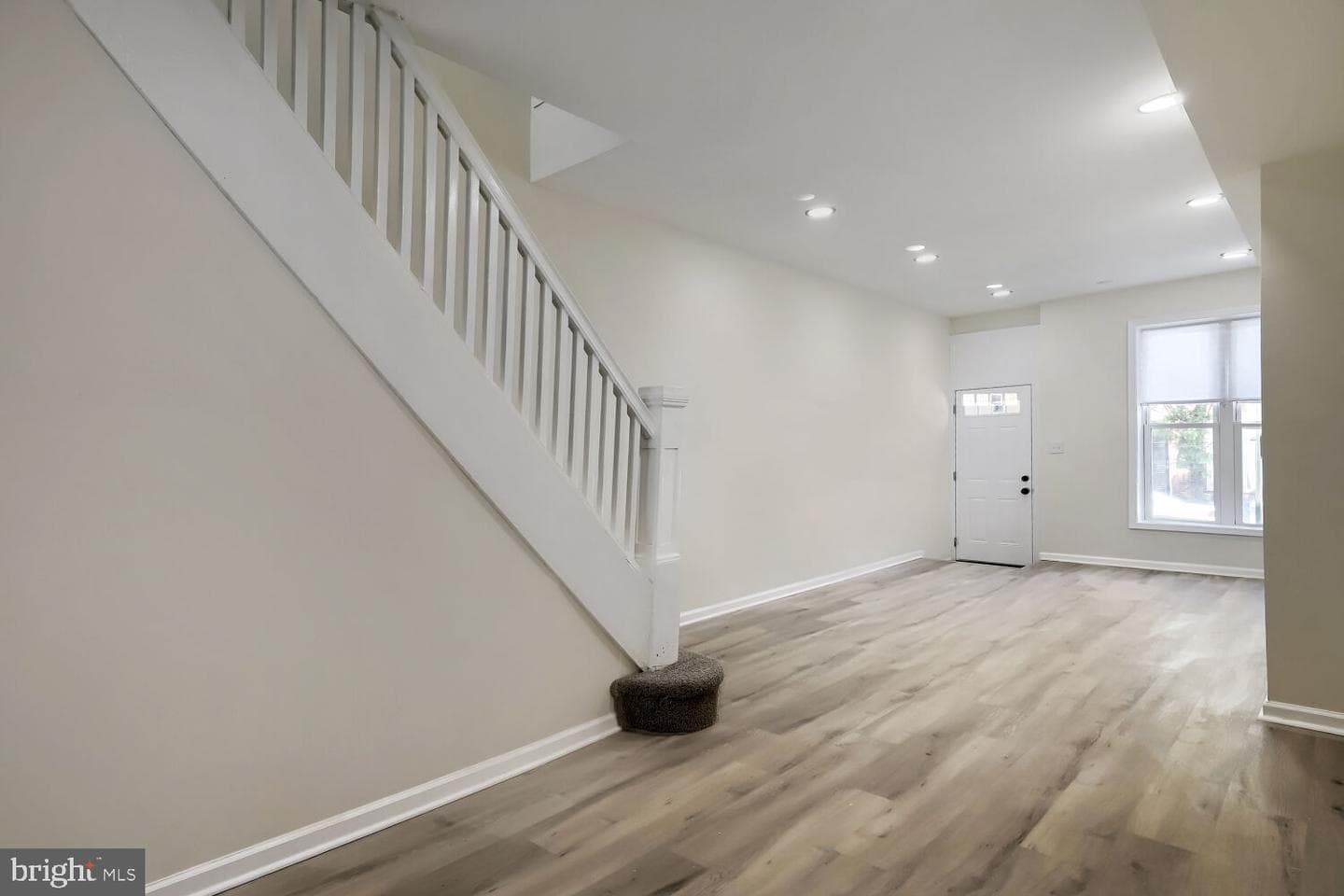 3505 E Lombard Street photo 4