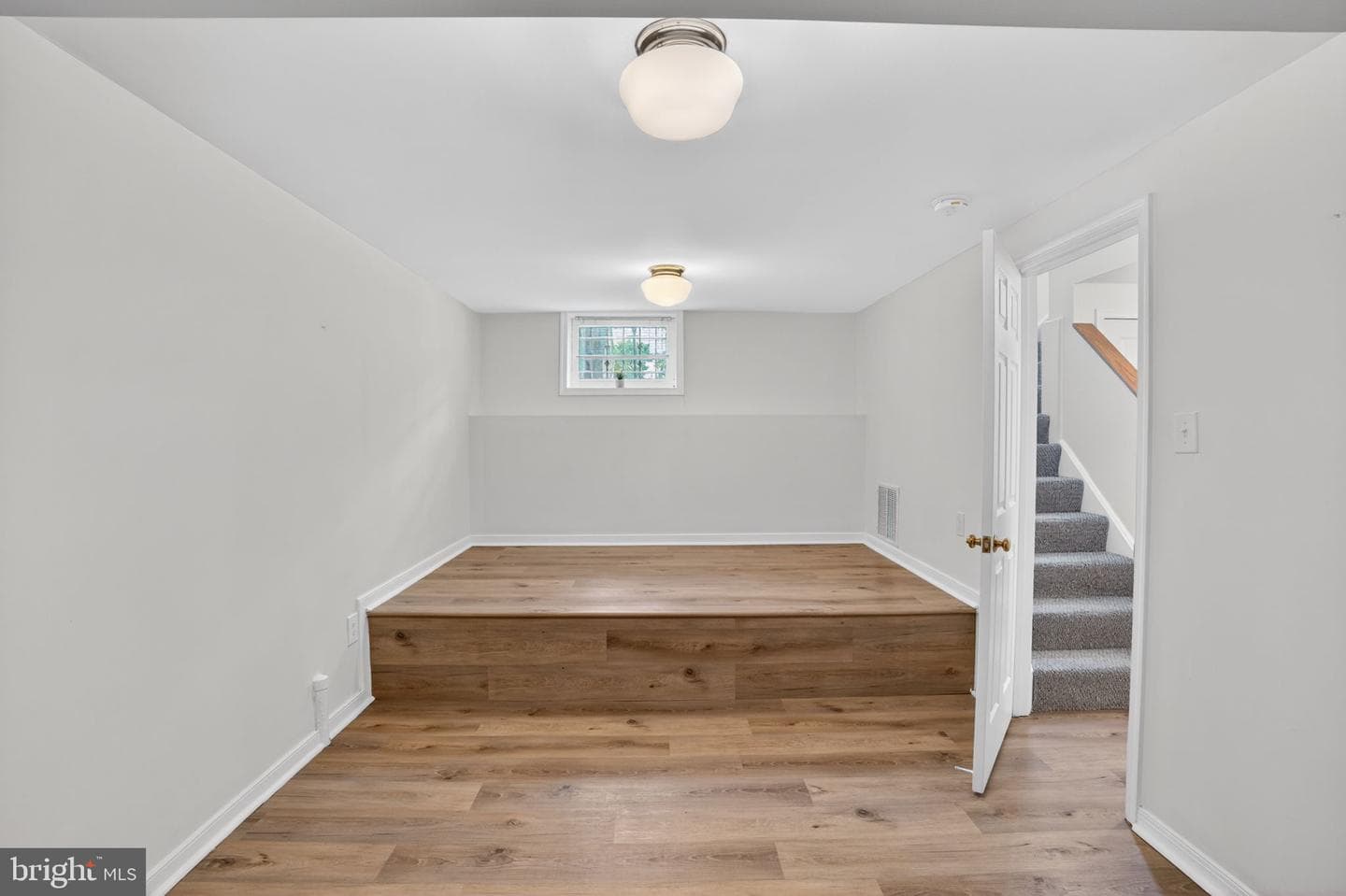 823 S Sharp Street photo 37