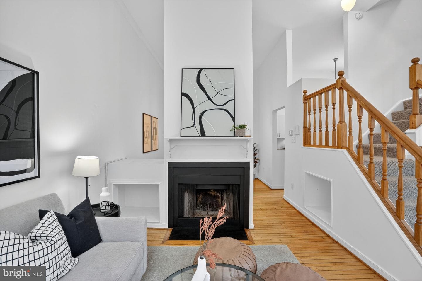 823 S Sharp Street photo 9