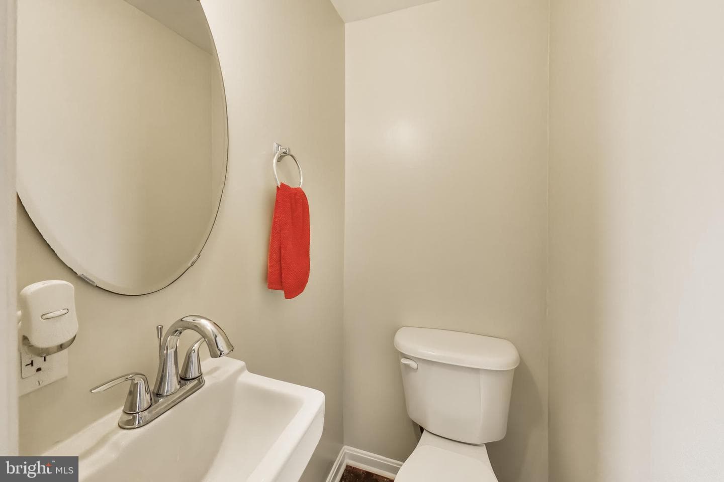 4613 Dillon Street photo 14