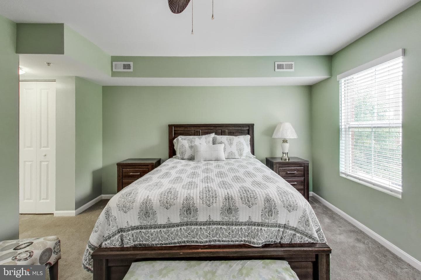 4613 Dillon Street photo 15