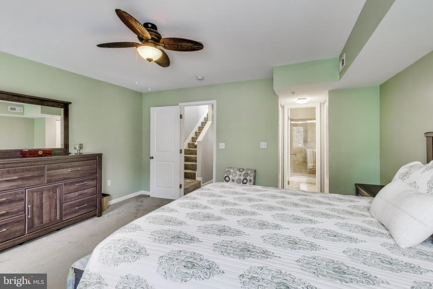 4613 Dillon Street photo 16