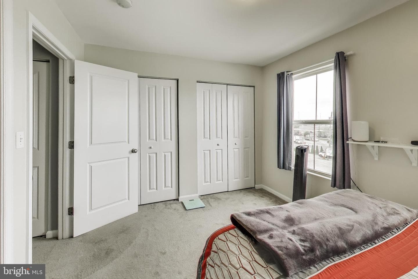 4613 Dillon Street photo 22
