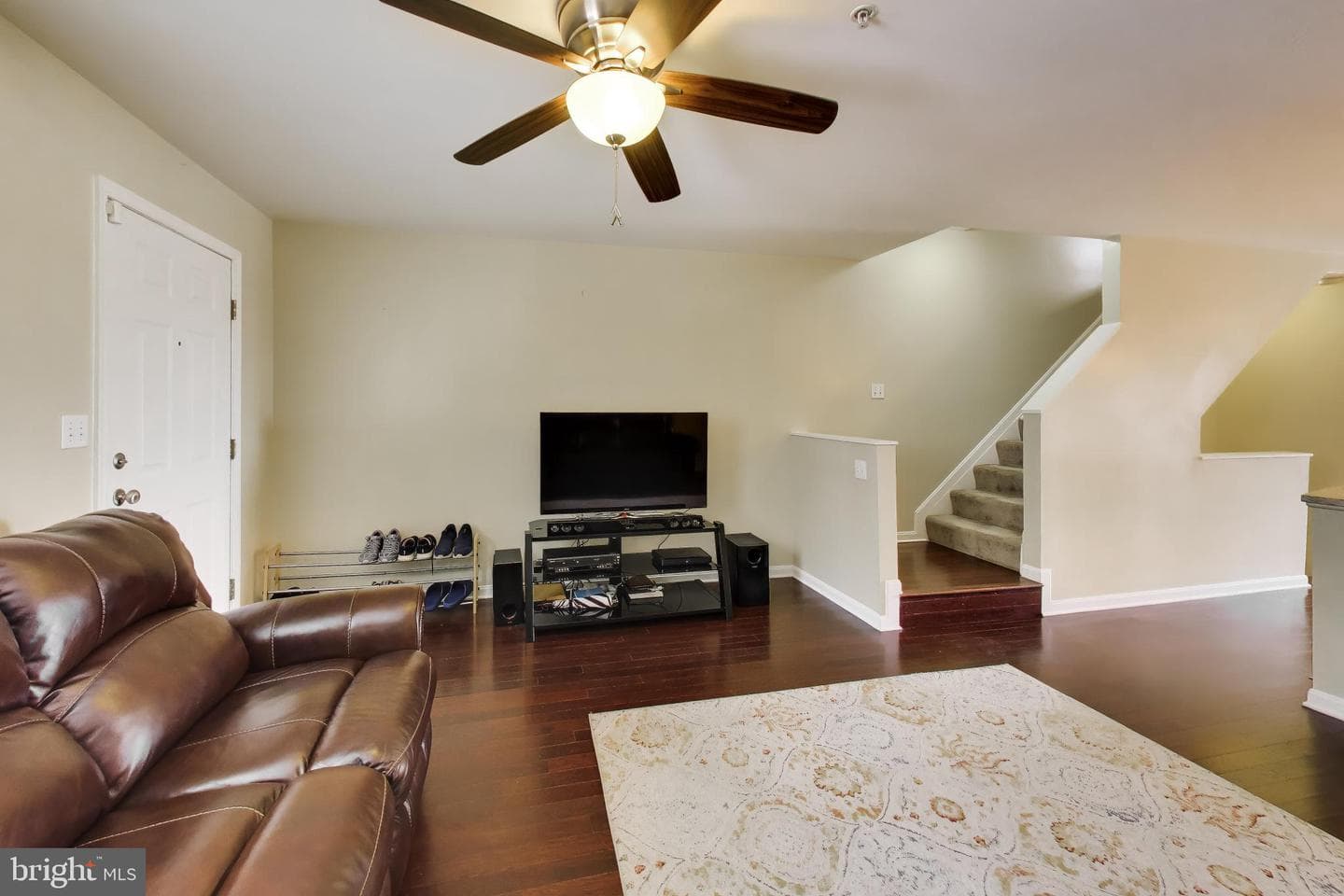 4613 Dillon Street photo 4