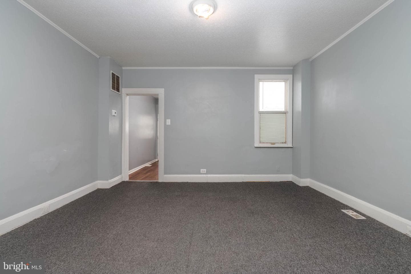 2850 Mayfield Avenue photo 11