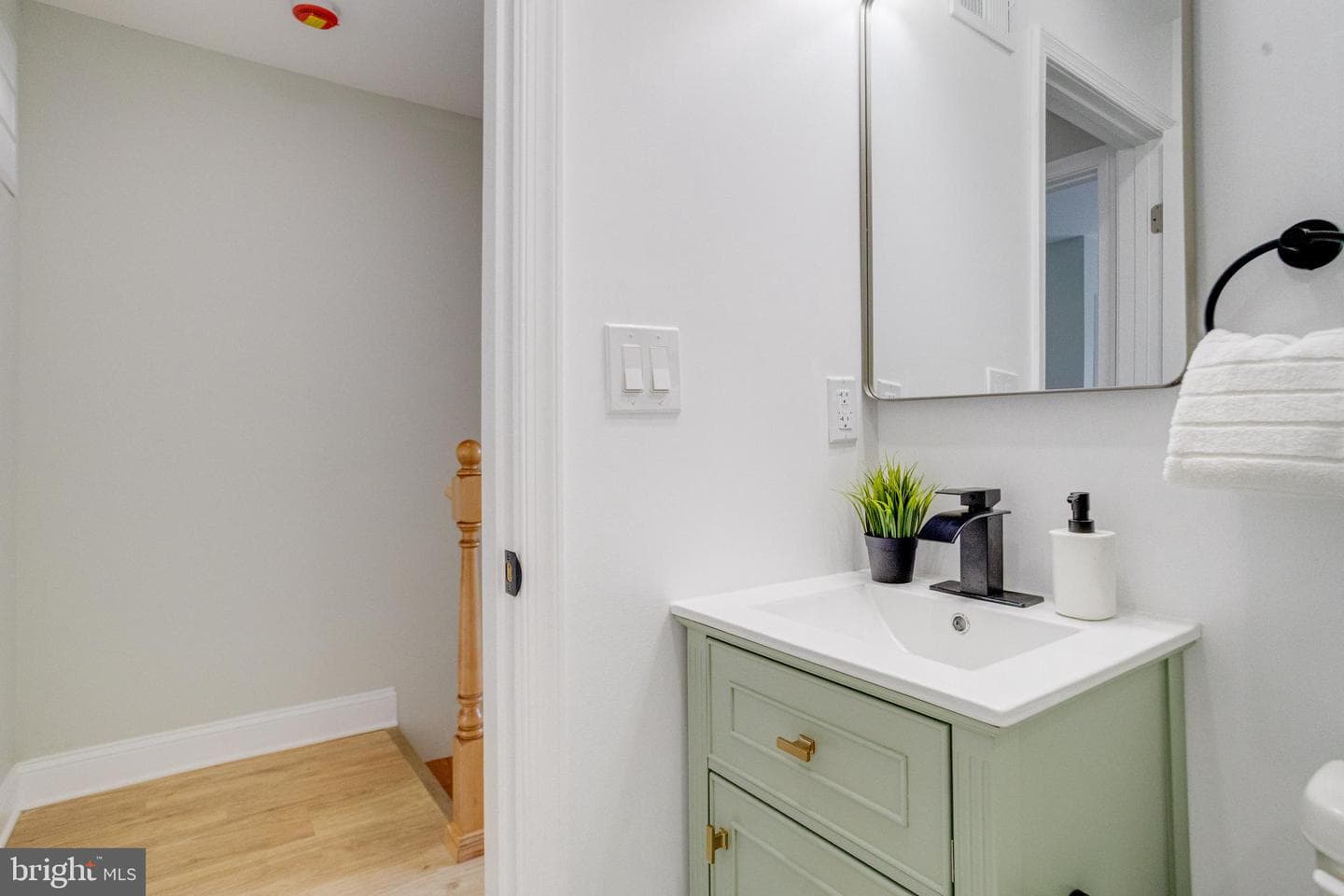3723 Saint Margaret Street photo 25