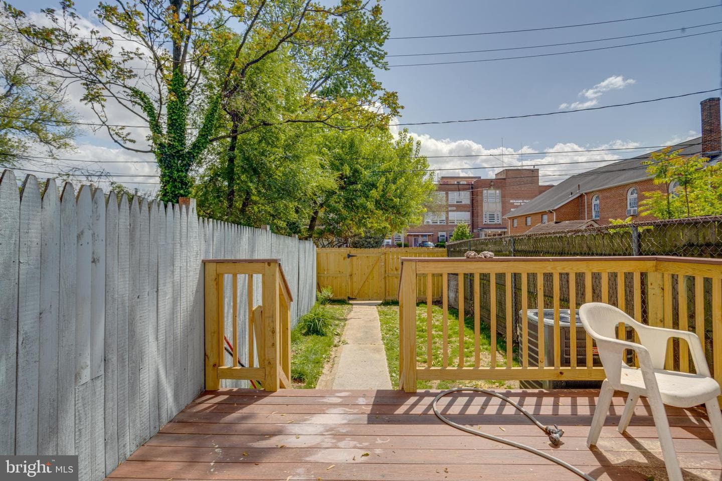 3723 Saint Margaret Street photo 38