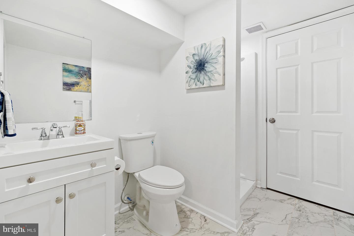 3731 Falls Road photo 11