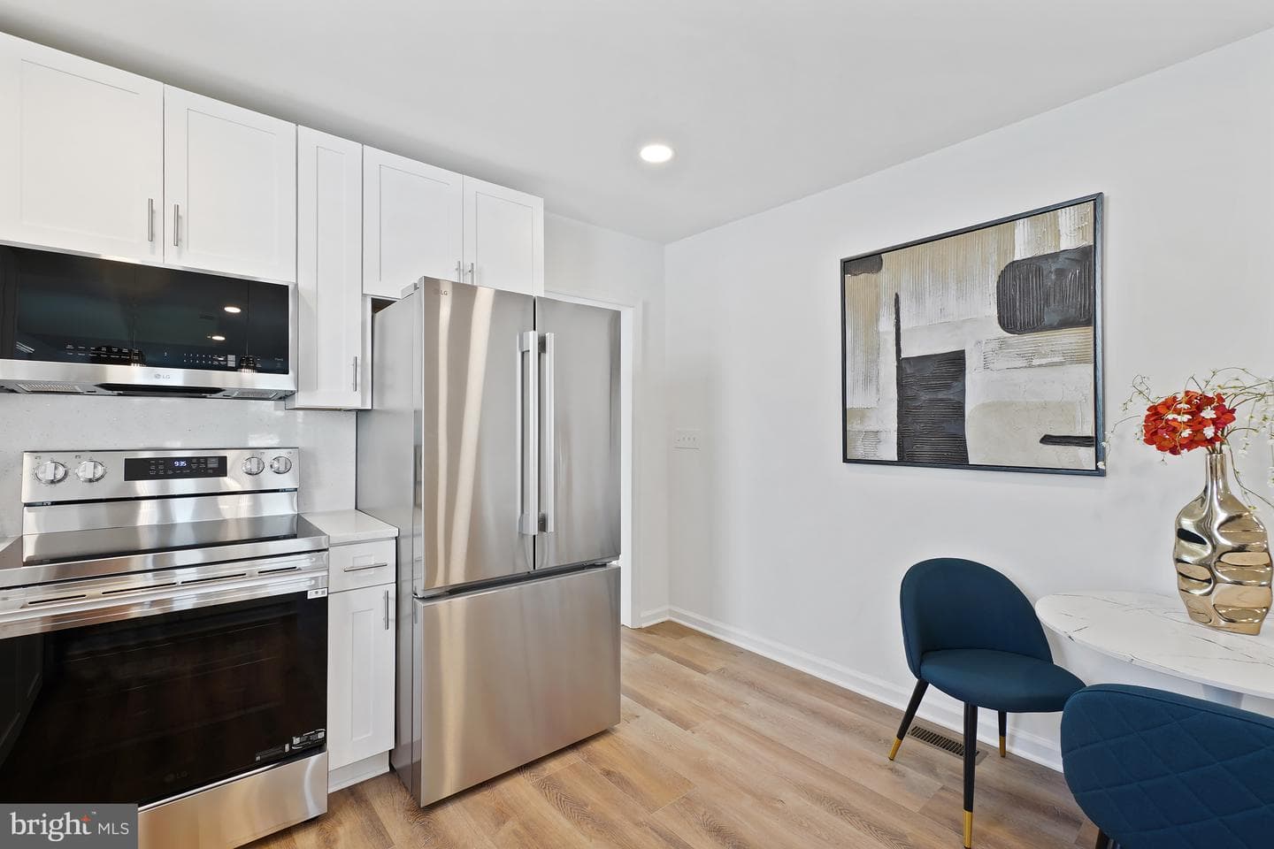 3731 Falls Road photo 7