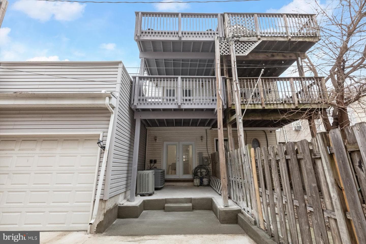1749 S Hanover Street photo 38