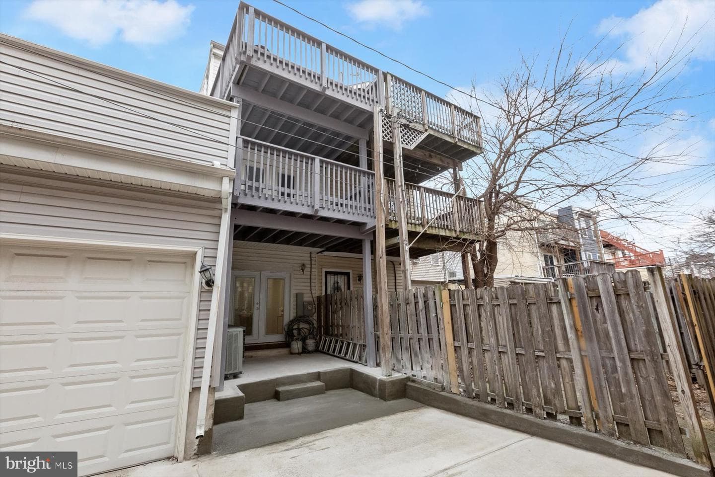 1749 S Hanover Street photo 39