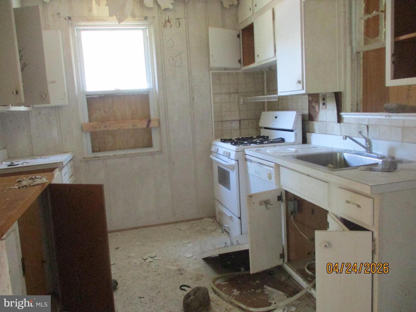 4604 Powell Avenue photo 5